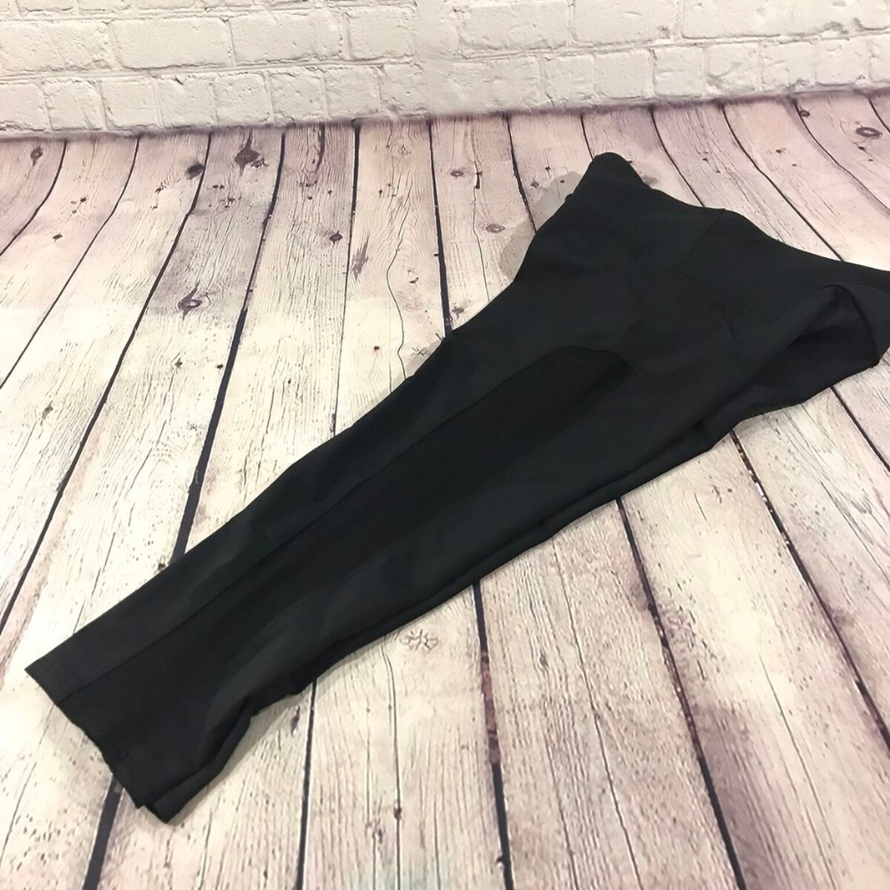 Onzie Flow Tuxedo Capri Work Out Gym Leggings - Picture 3 of 7